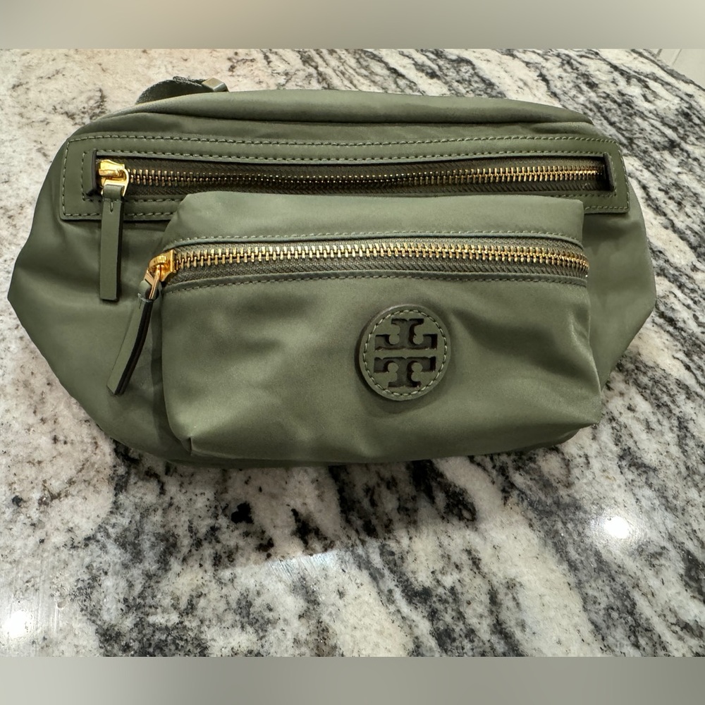 Tory Burch Nylon Green Tilda Belt Fanny pack NWOT
